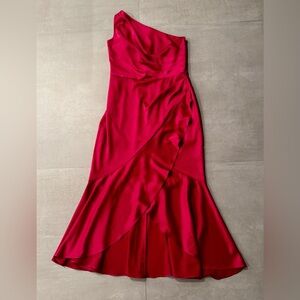 Elegant Magenta High-Low Dress
